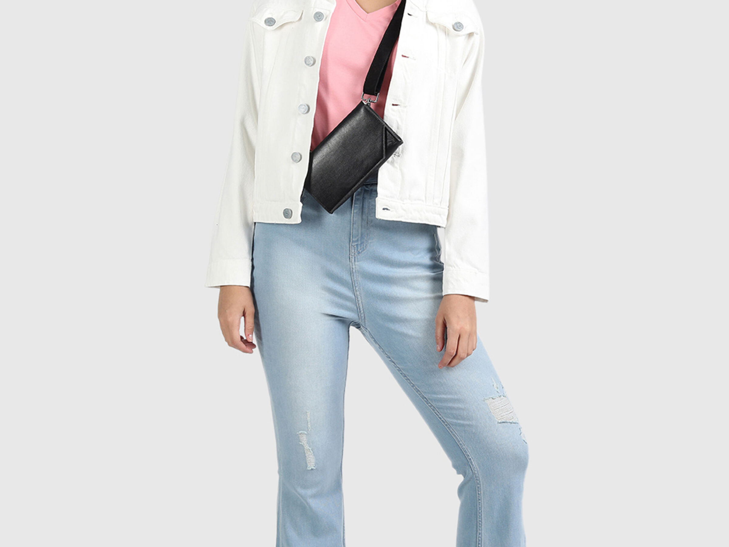 Cotton Jeans with Cropped Boot Cut and Damage image number 4